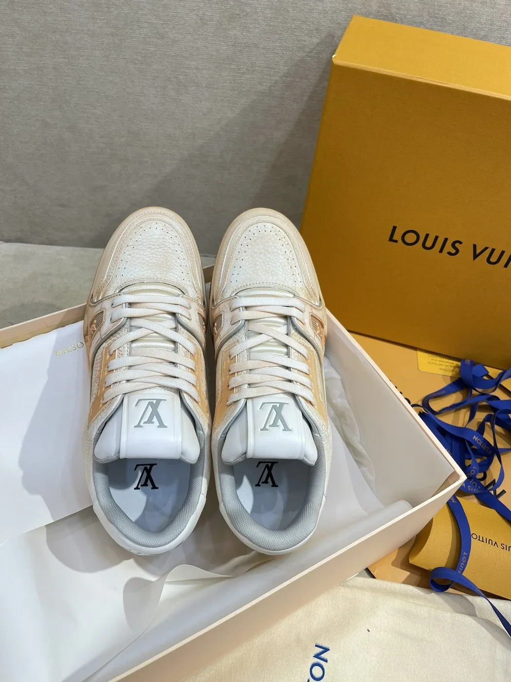 Alternative view of Louis Vuitton Trainer Sneaker LV Beige