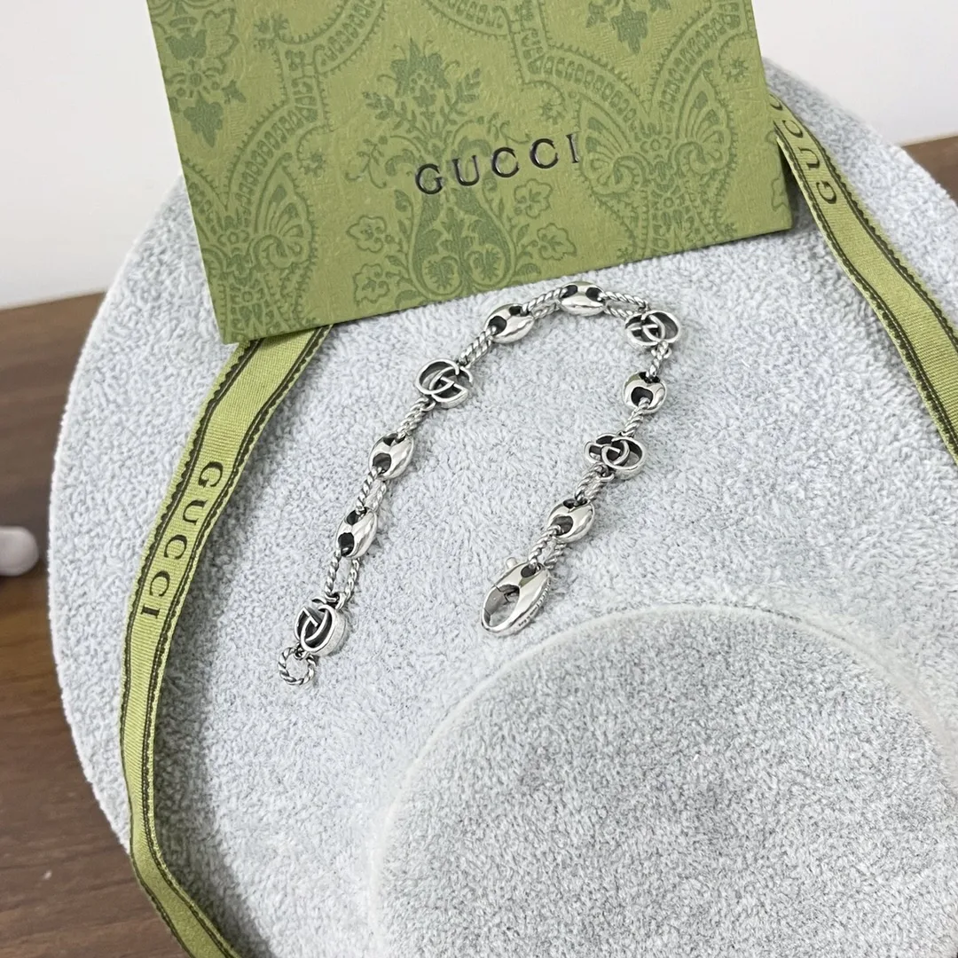Gucci Twist Flower Bracelet Silver - Image 3
