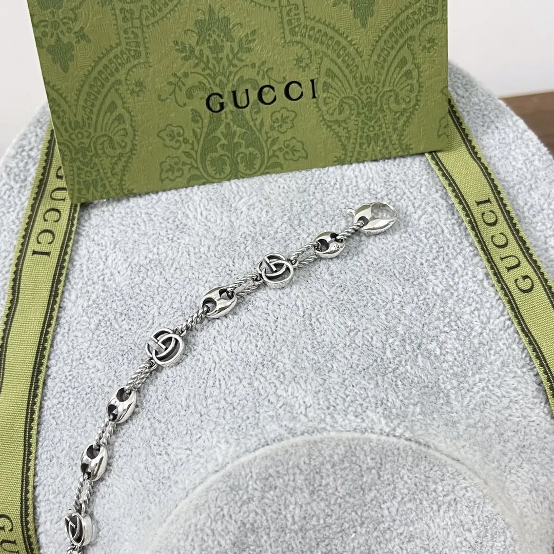 Gucci Twist Flower Bracelet Silver - Image 4