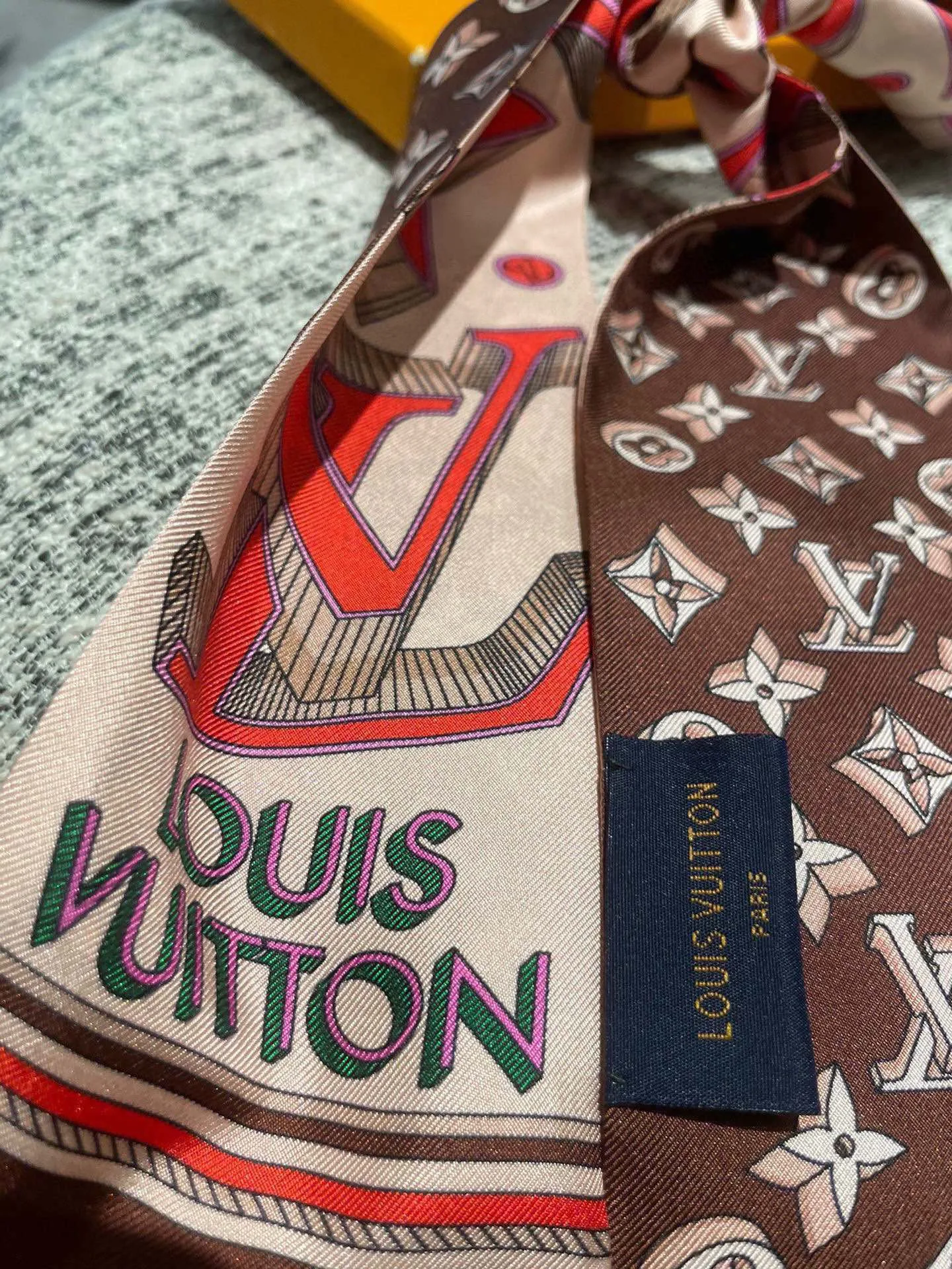 Louis Vuitton Ultimate 3D Bandeau Pink - Image 6