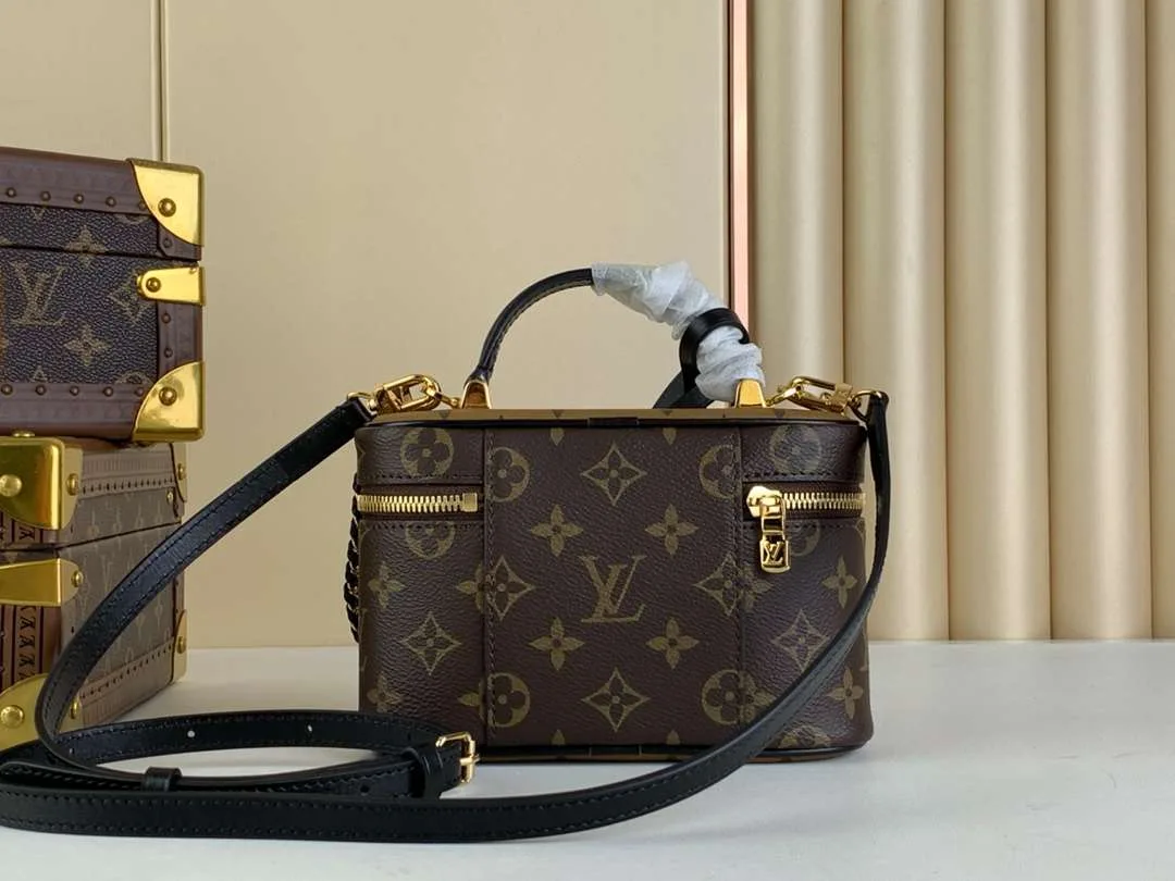 Louis Vuitton Vanity Chain Pouch Brown / - Image 9