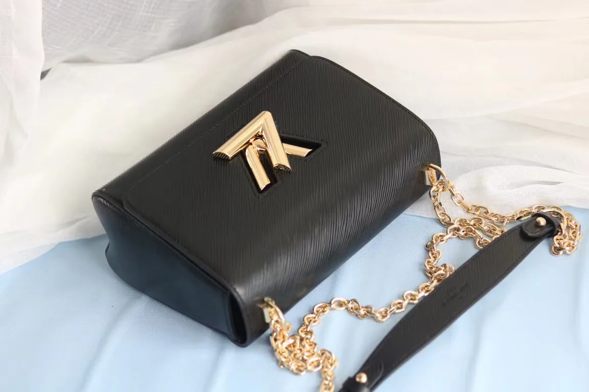 Louis Vuitton Twist MM Epi Black - Image 4