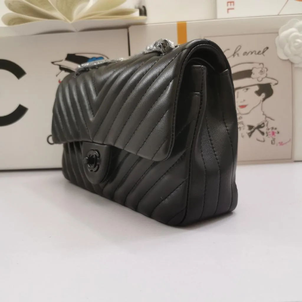 Chanel Chevron Classic Handbag Black Hardware Black - Image 4