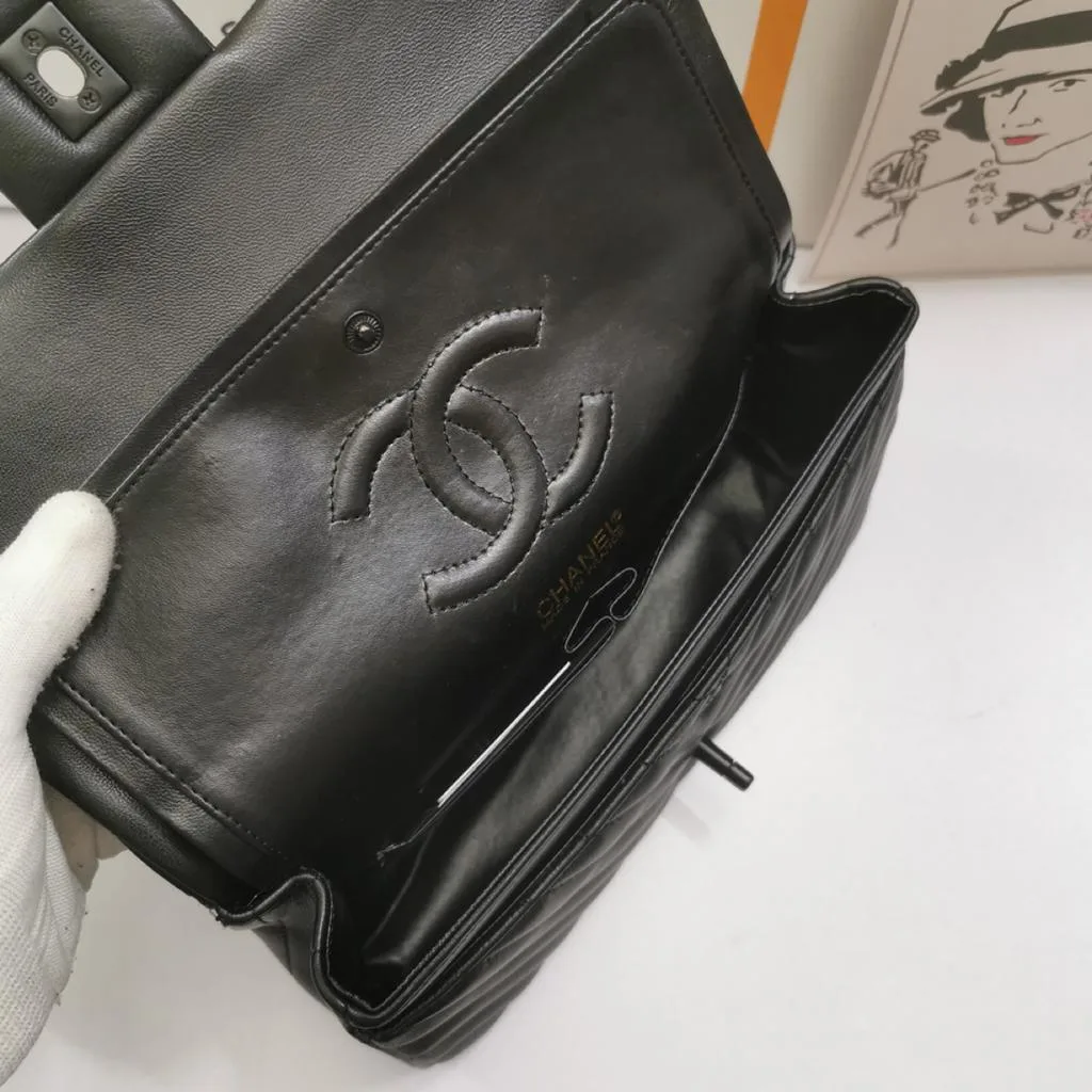 Chanel Chevron Classic Handbag Black Hardware Black - Image 3