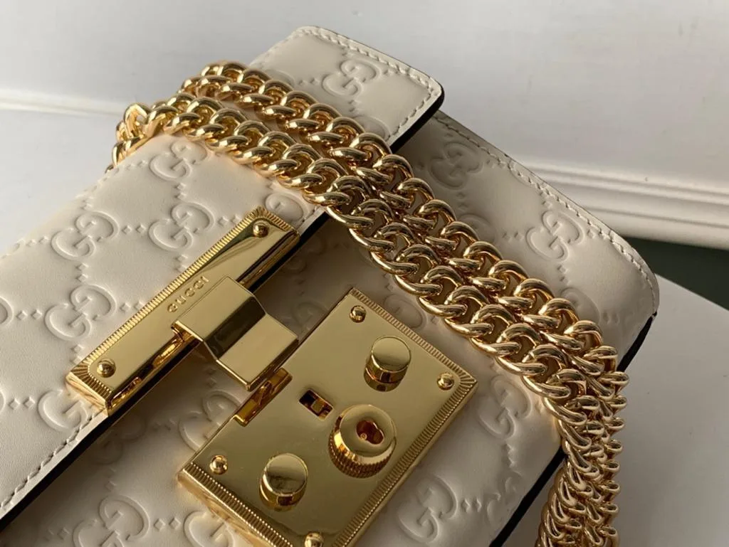 Gucci GG Embossed Padlock Shoulder Bag White Milky / - Image 8