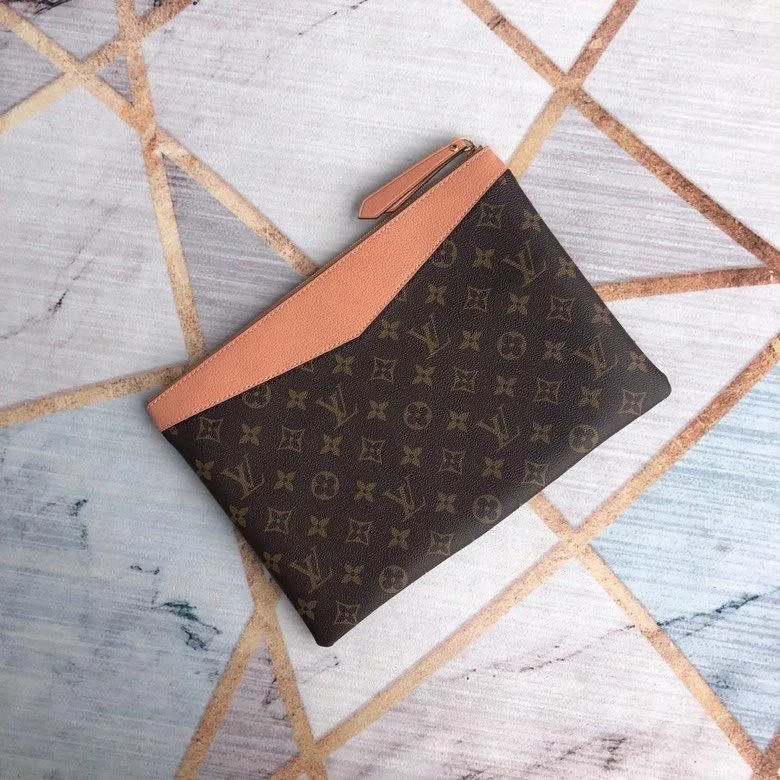 Louis Vuitton Daily Pouch Bag Monogram Canvas Light Pink / LV - Image 6