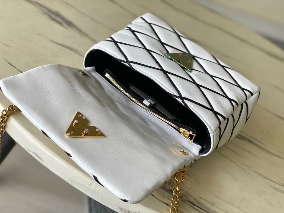 Louis Vuitton GO- White/ Black Bag - 9.1 Inches/ - Image 10