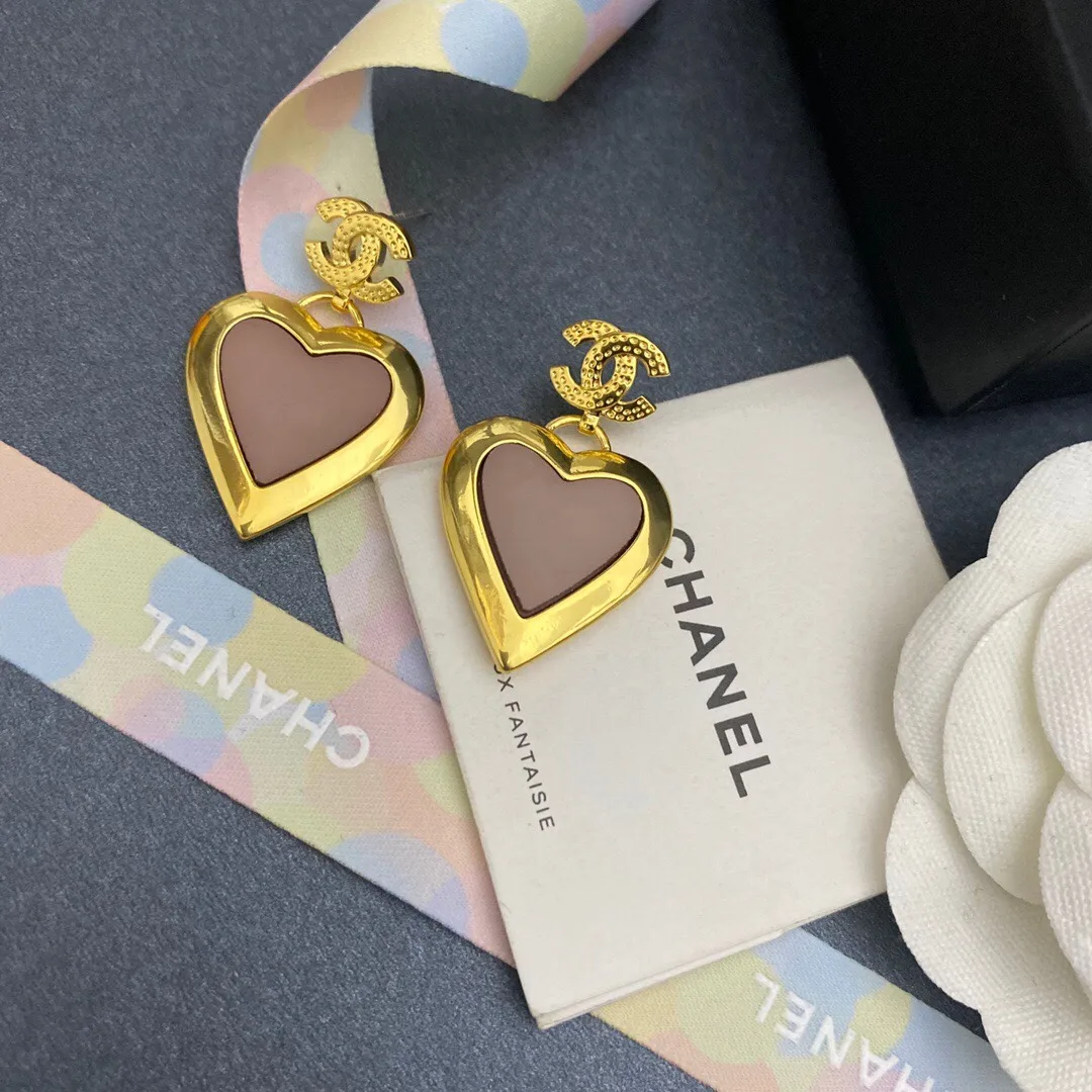 Chanel Yellow Thick Border Heart Earrings Gold Tone - Image 4