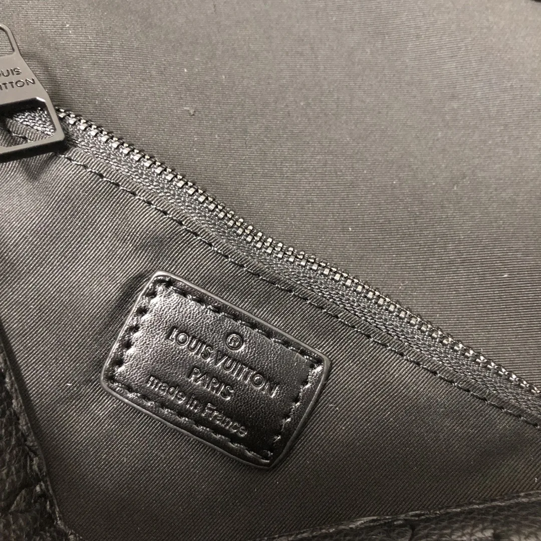 Alternative view of Louis Vuitton S Lock Sling Bag Black