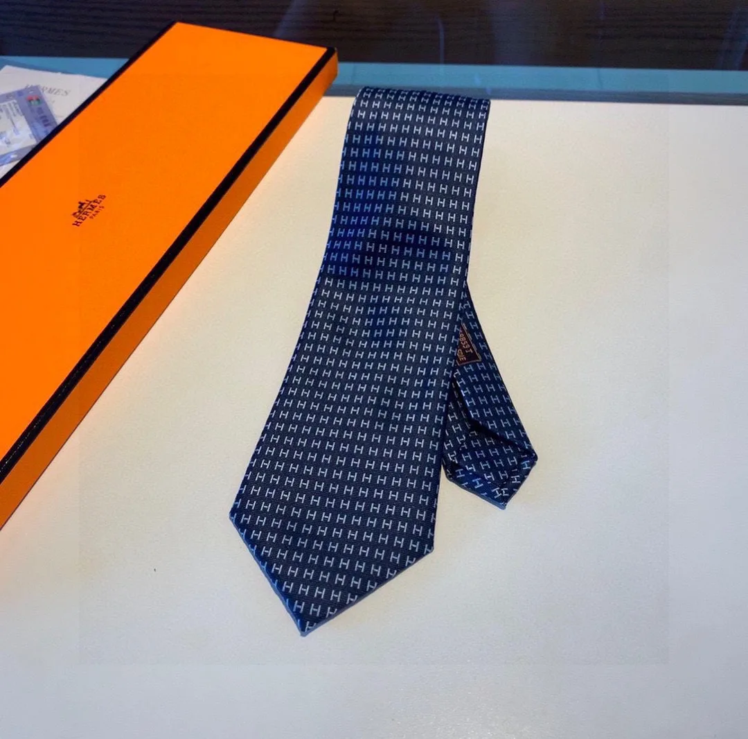 Hermes Faconnee H Bicolore Tie Marine/Bleu Hermes Men Tie 17 - Image 5