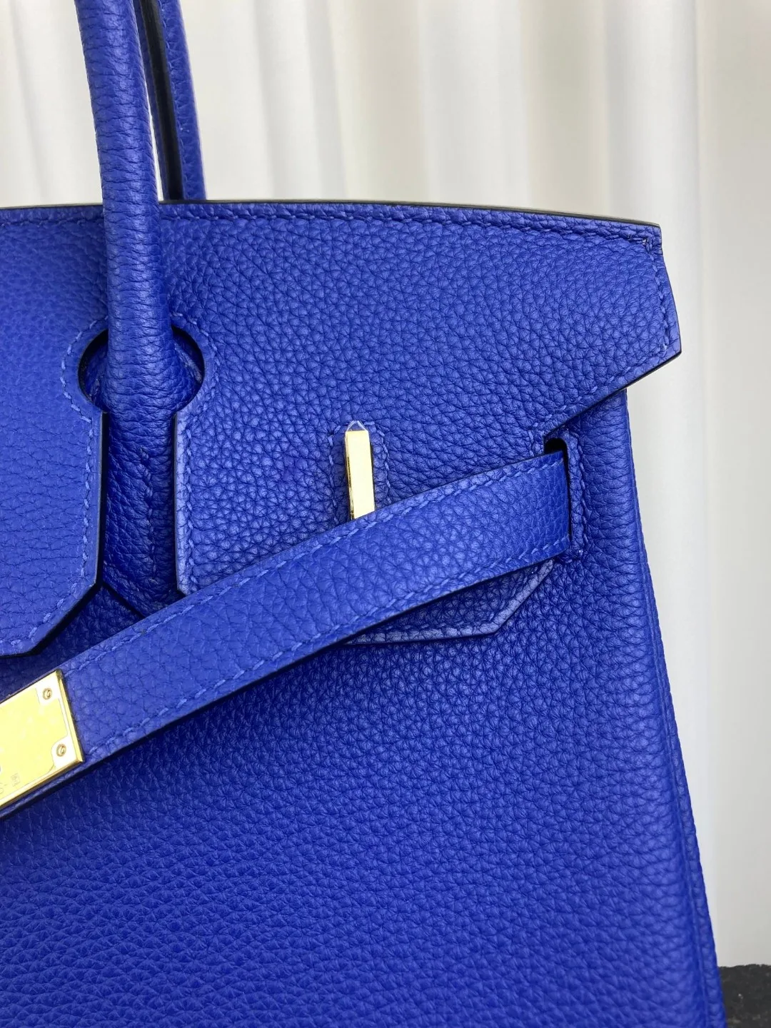 Hermes Birkin Top Handle Bag / Dark Blue Gold Hardware - Image 8