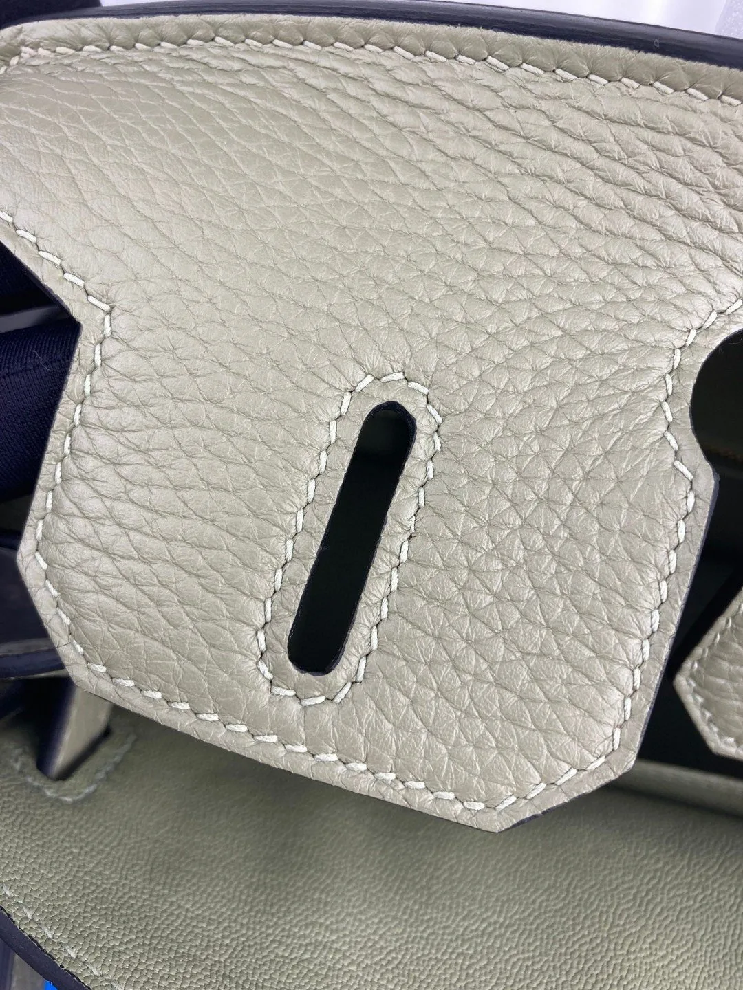 Hermes Birkin 30 Top Handle Bag / Green Moss Gold Hardware - Image 5