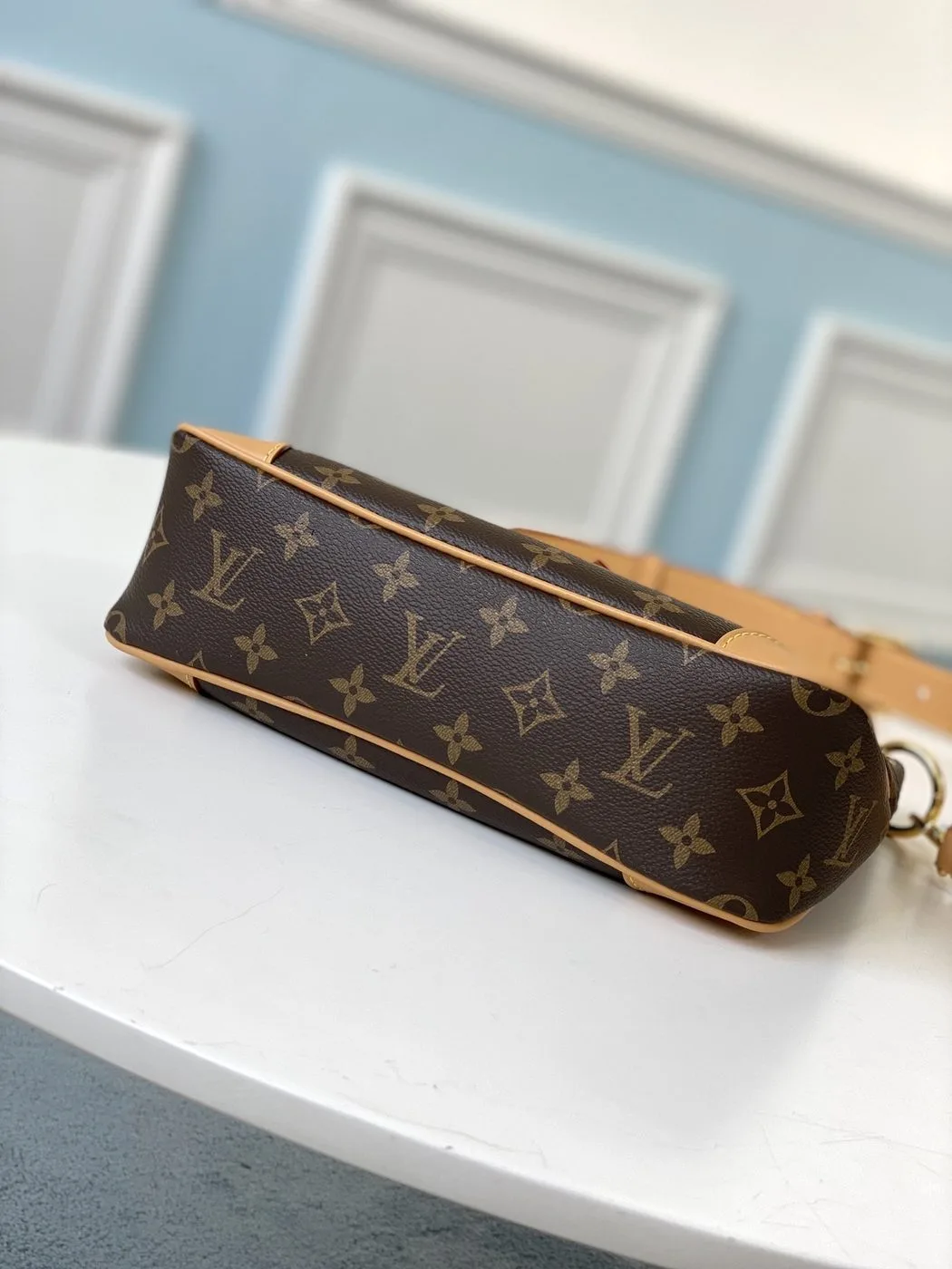 Louis Vuitton Louis Vuitton Odeon PM Brown / - Image 4