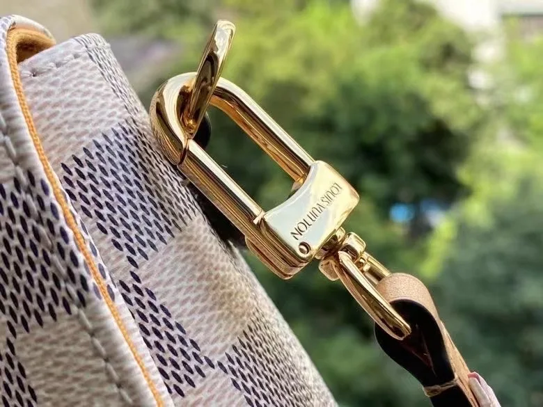 Alternative view of Louis Vuitton Croisette Damier Azur Canvas Pink