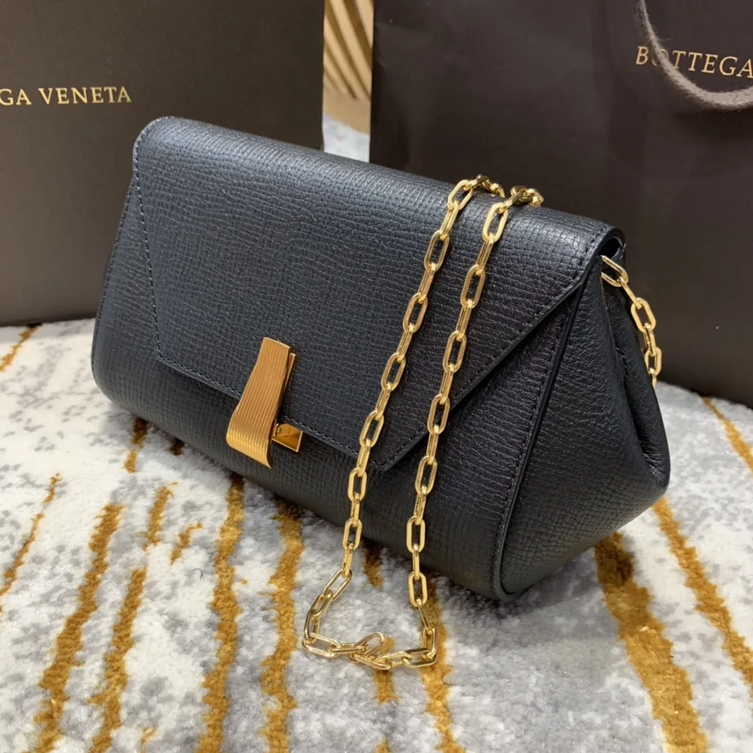 Bottega Veneta Mini Angle Palmellato Bag Black - Image 4