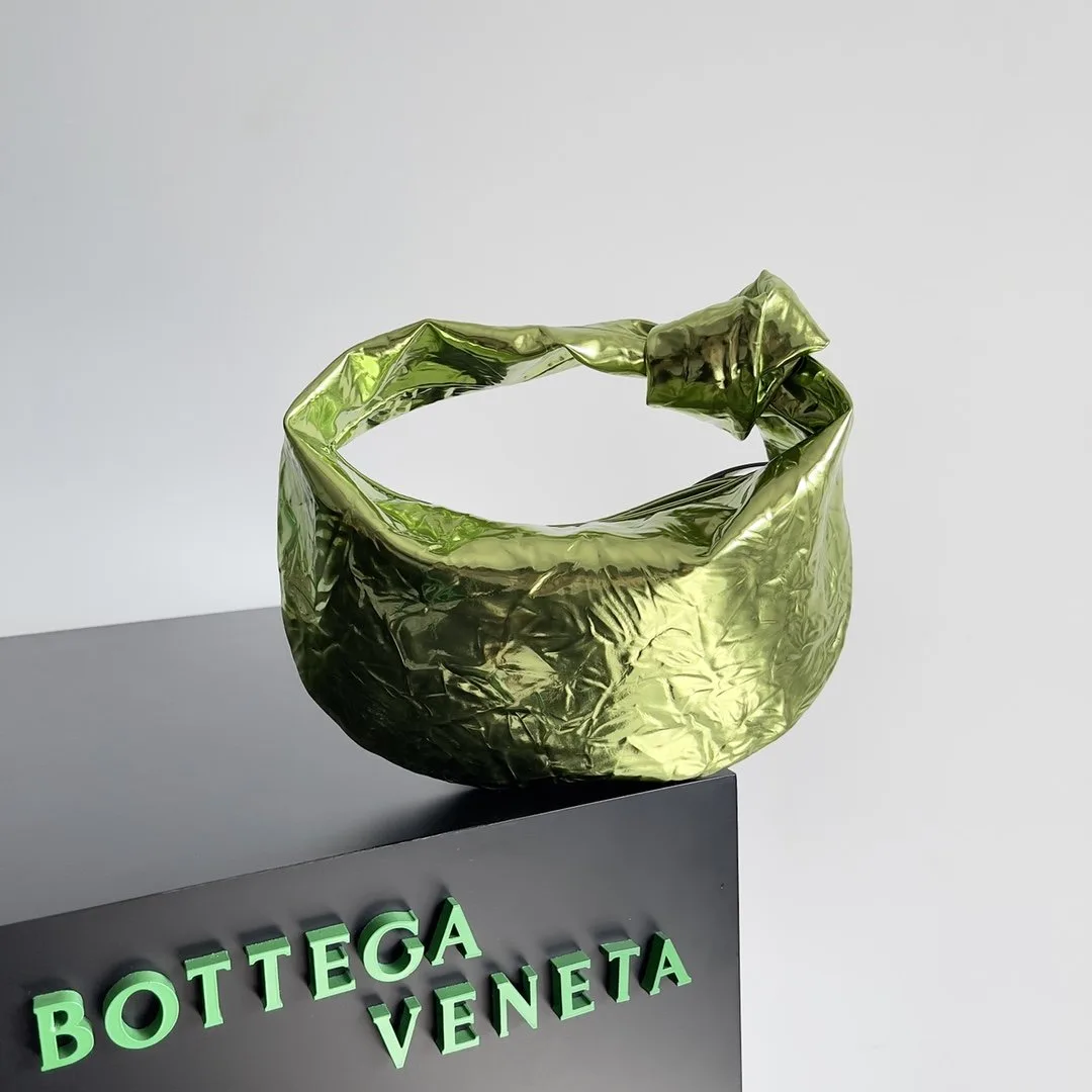 Understanding the Mini Jodie by Bottega Veneta: Sizes, Materials & Details