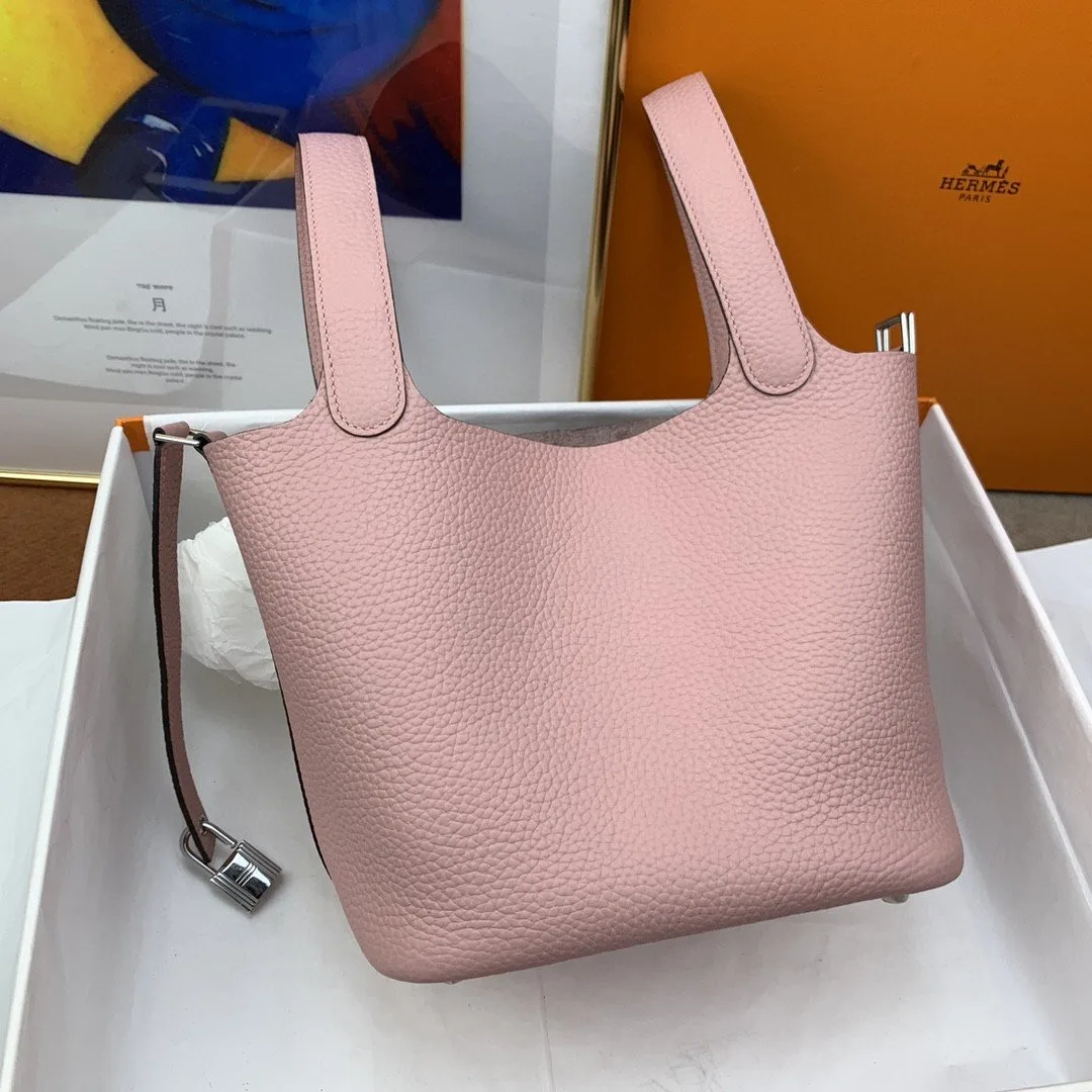 Hermes Picotin Lock 18 Bag Light Pink With Silver-Toned Hardware - Image 7