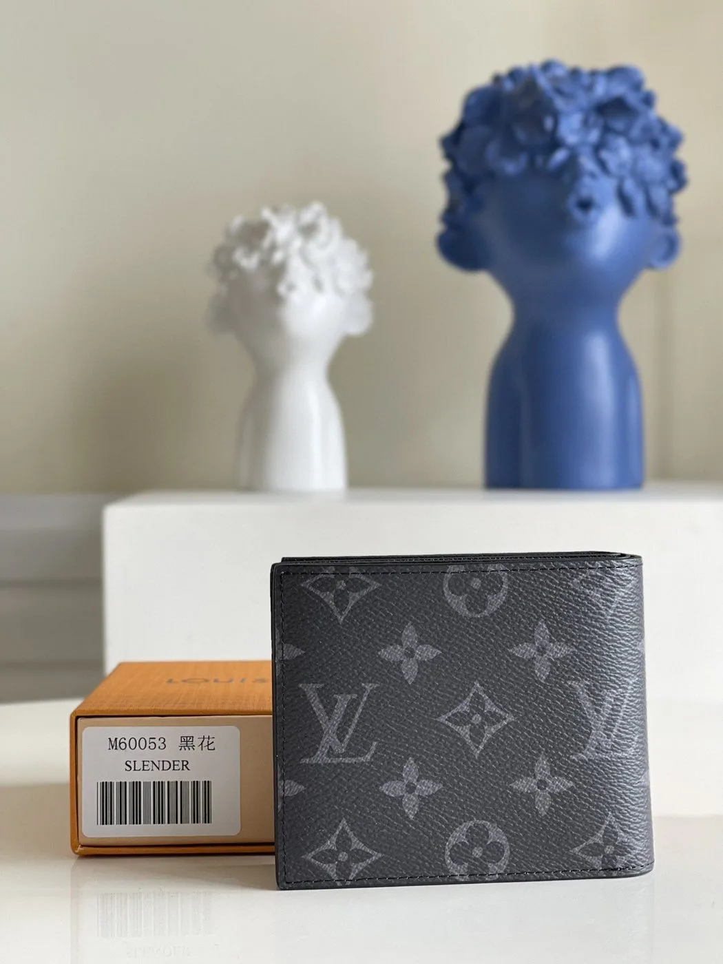 Alternative view of Louis Vuitton Amerigo Wallet Monogram Eclipse