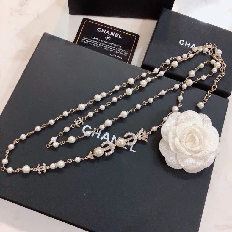 Chanel Accessories Pearl Necklace Logo CC Gold Tone - Image 5