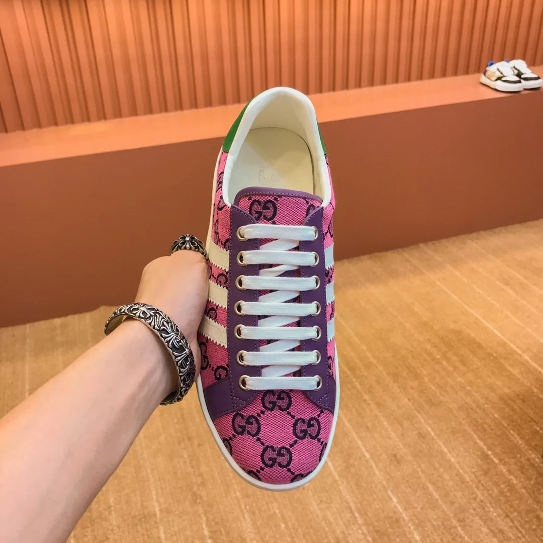 Gucci x Adidas Men’s With GG Sneakers Pink - Image 4