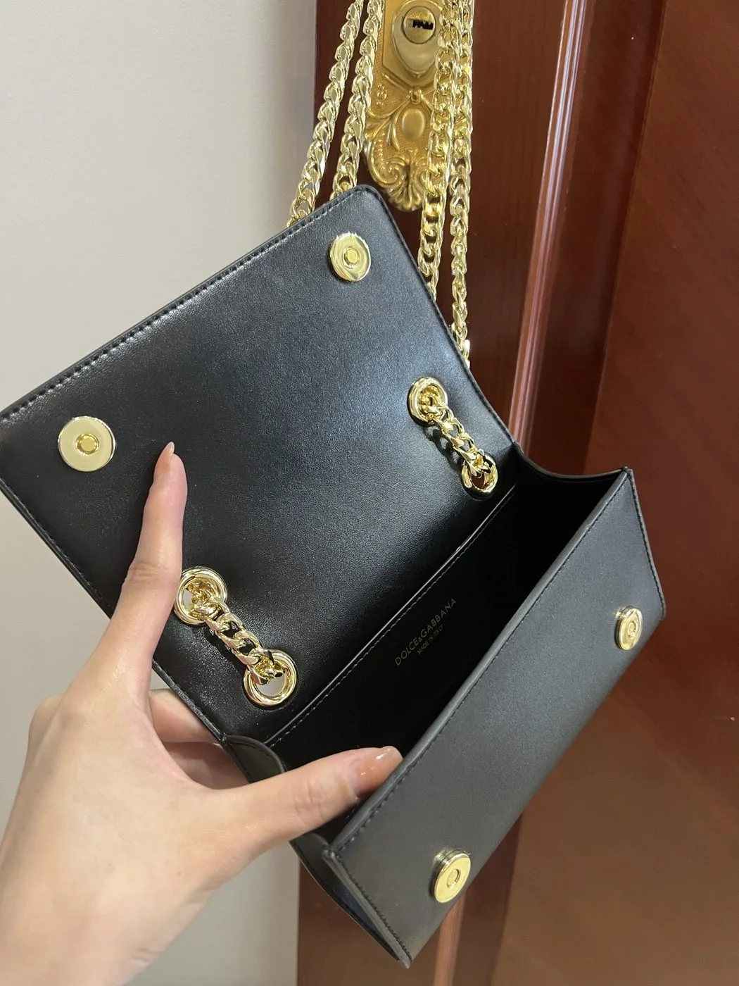 Dolce & Gabbana Polished 3.5 Phone Bag Black / DG - Image 3