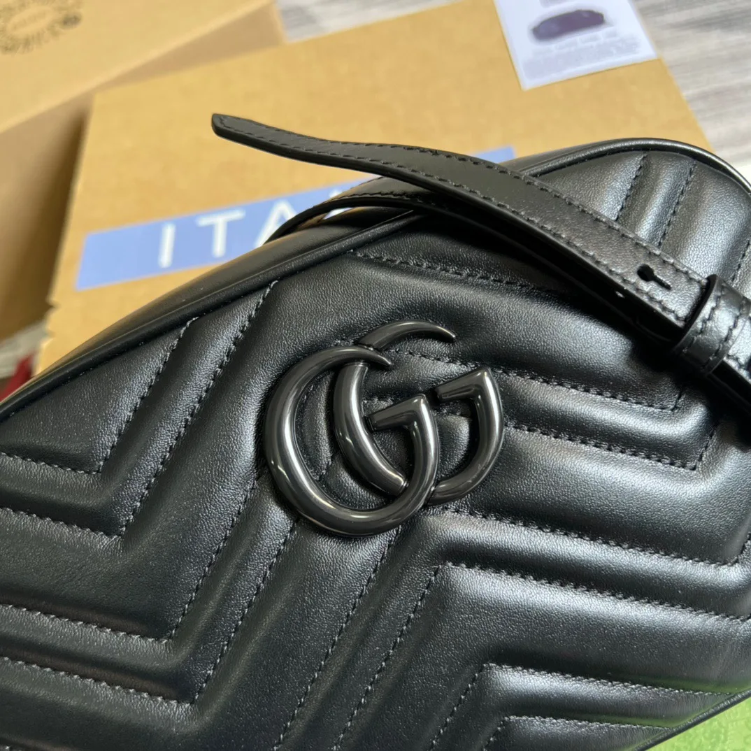 Gucci Marmont Matelasse Shoulder Bag / Black Matelasse Black Hardware - Image 10