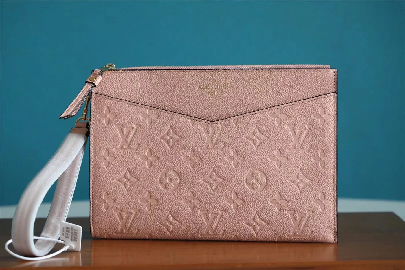 Louis Vuitton Pochette