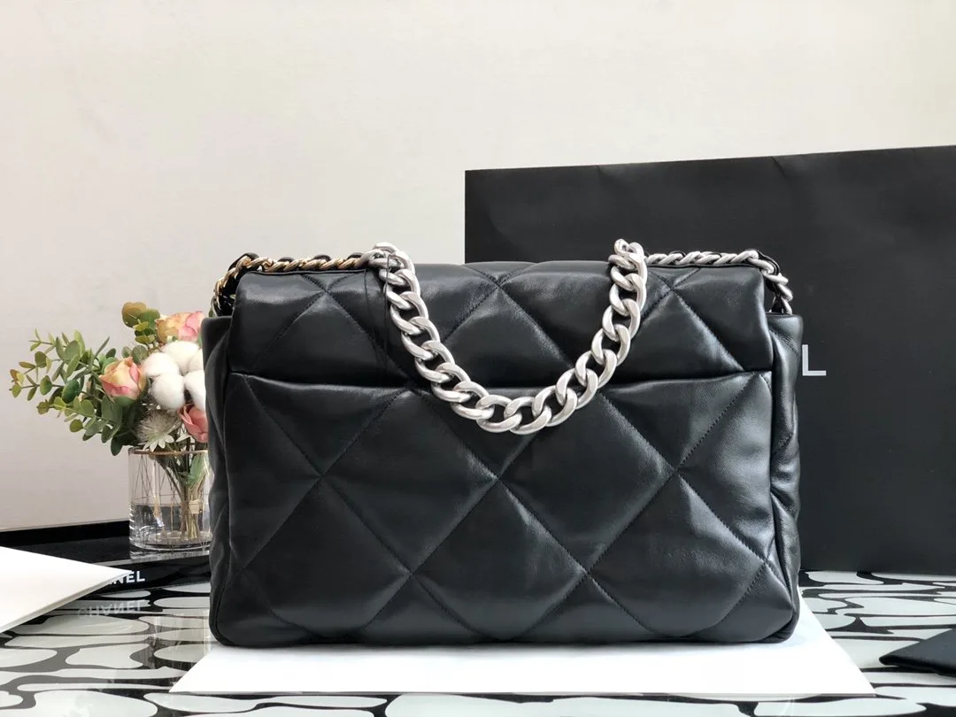 Chanel 19 Maxi Crossbody Bag / Black Silver Hardware - Image 4