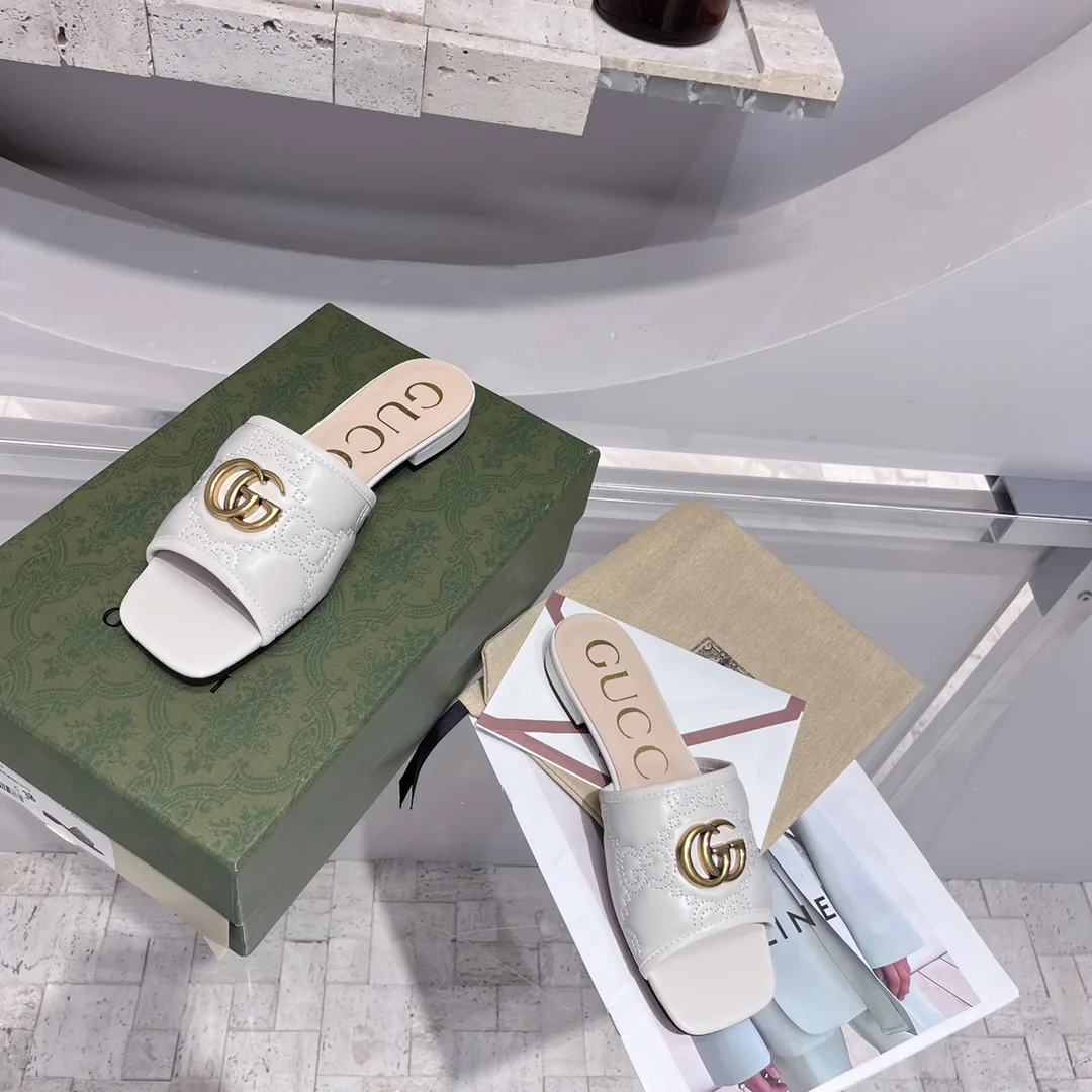 Gucci Women’s Slide Sandal With Double G White - Image 4