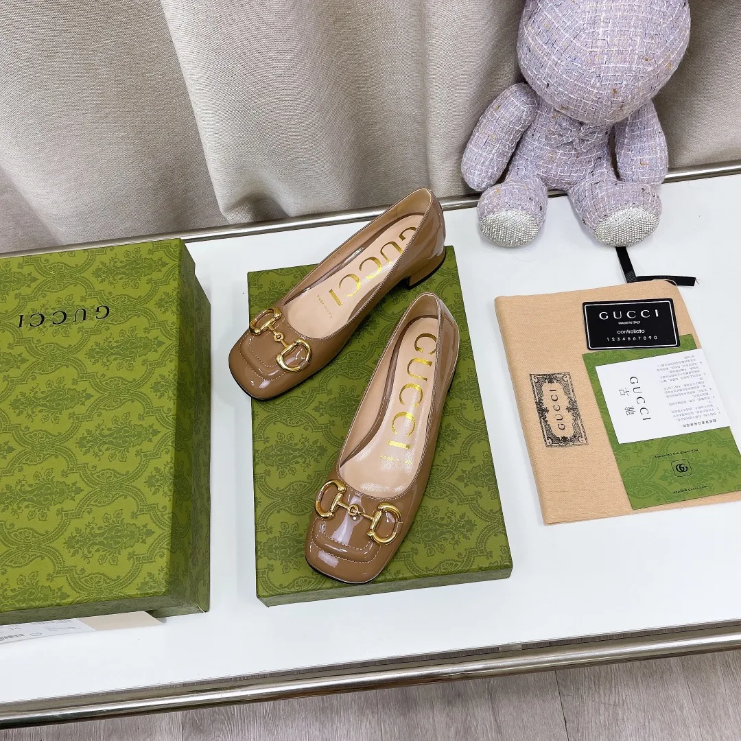 Gucci Mid-Heel Pump With Horsebit Green - Image 4