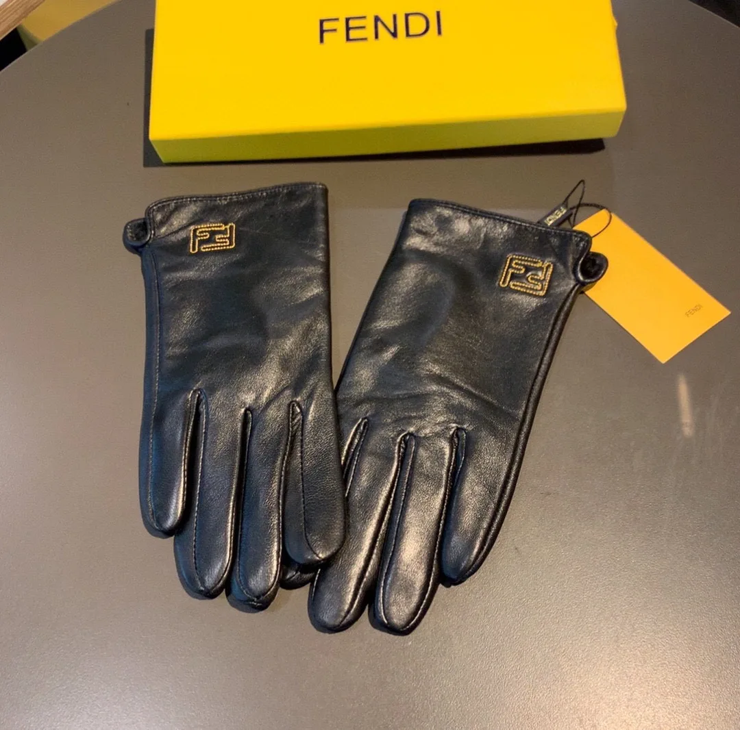 Fendi Gloves In Black - Image 4