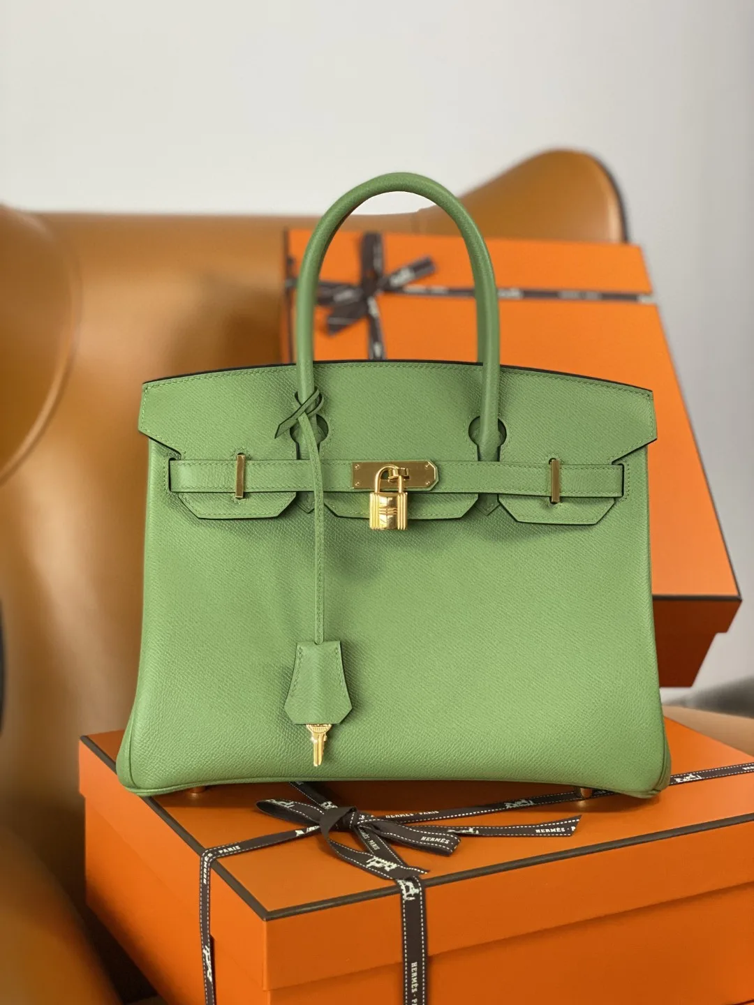 Hermes Birkin Top Handle Bag / Nata Swift Green Gold Hardware - Image 6