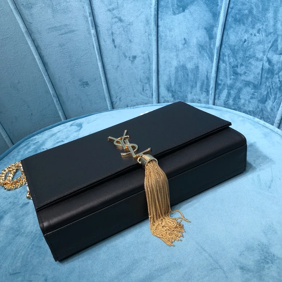 Saint Laurent Kate Medium Chain Bag With Tassel In Grain De Poudre Black / YSL - Image 4