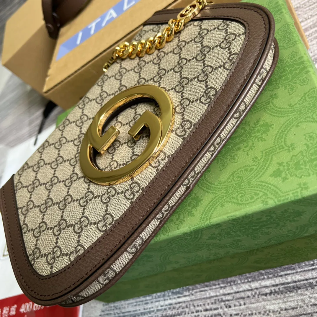 Gucci Blondie Medium Shoulder Bag / Beige/ Ebony GG Supreme Canvas Gold Hardware - Image 8
