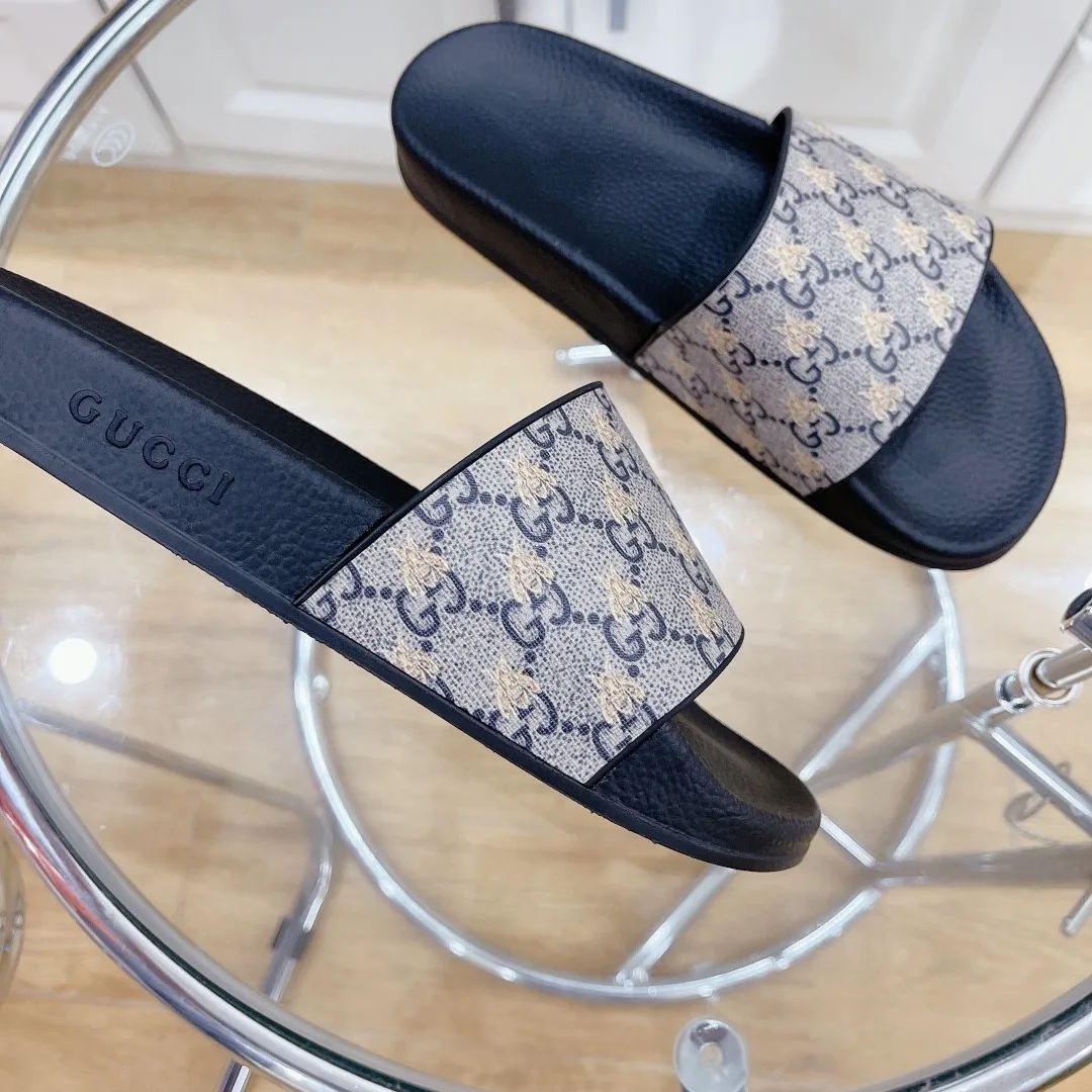 Gucci Women’s GG Slide Sandal With Bees Black - Image 6