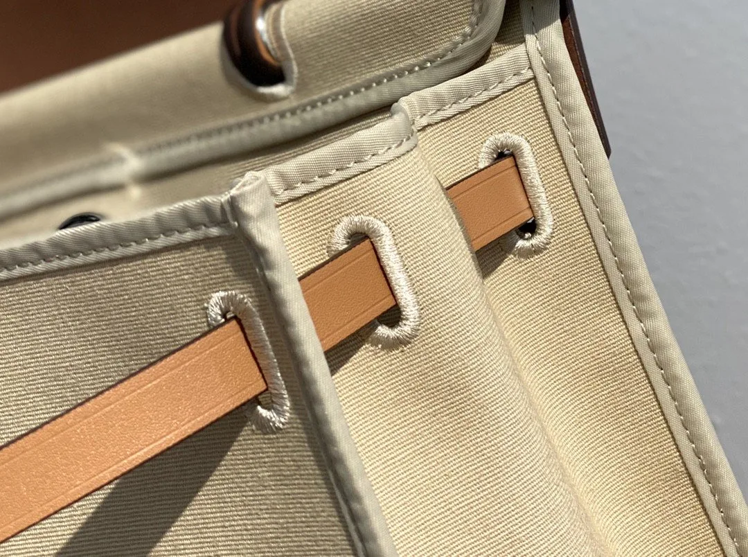 Hermes Herbag Zip Bag Cream, Silver Toned Hardware Bag - Image 4