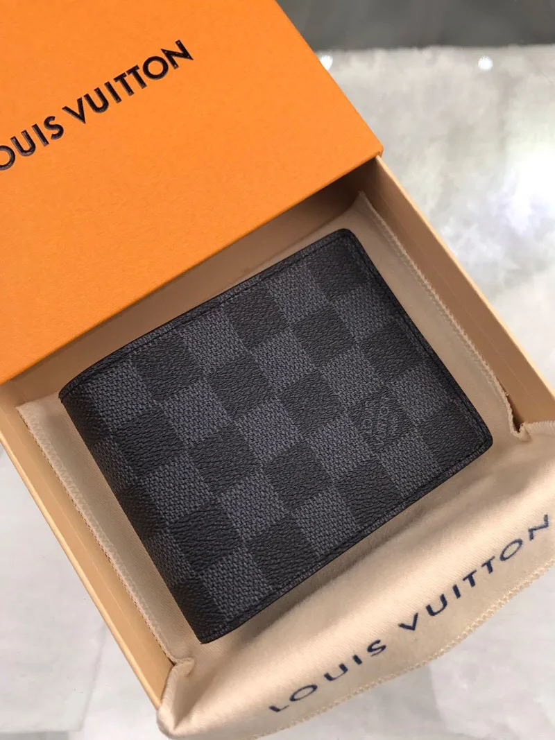 Louis Vuitton Slender
