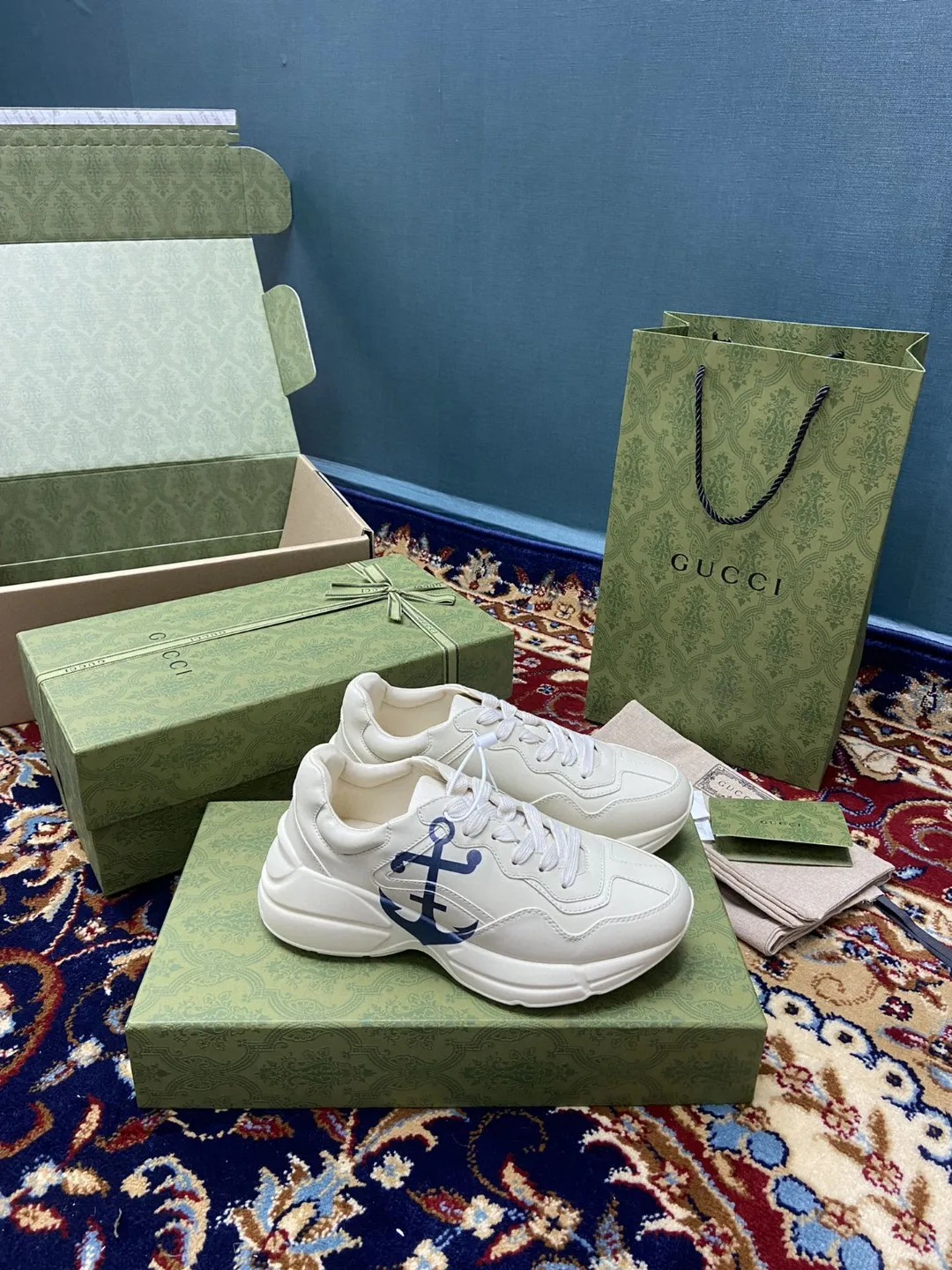 Gucci Men’s Rhyton