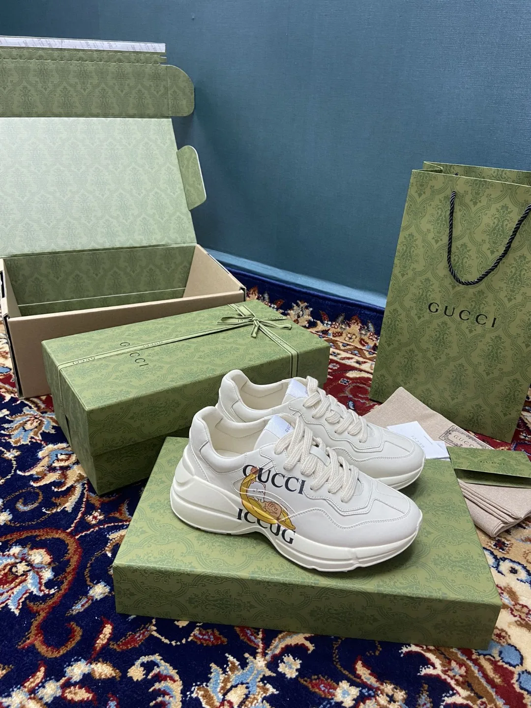Gucci Rhyton Sneakers