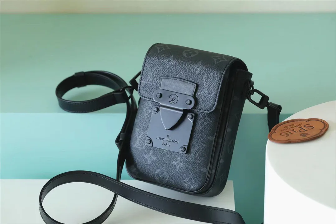 Louis Vuitton S-Lock