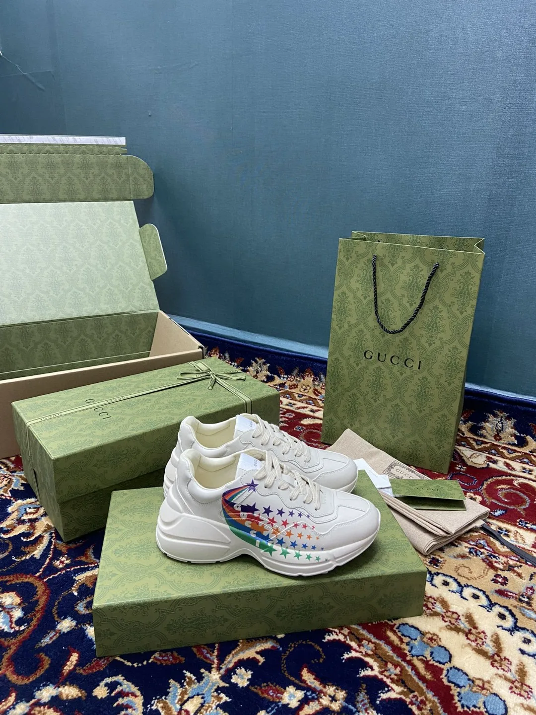 Gucci Men’s Rhyton