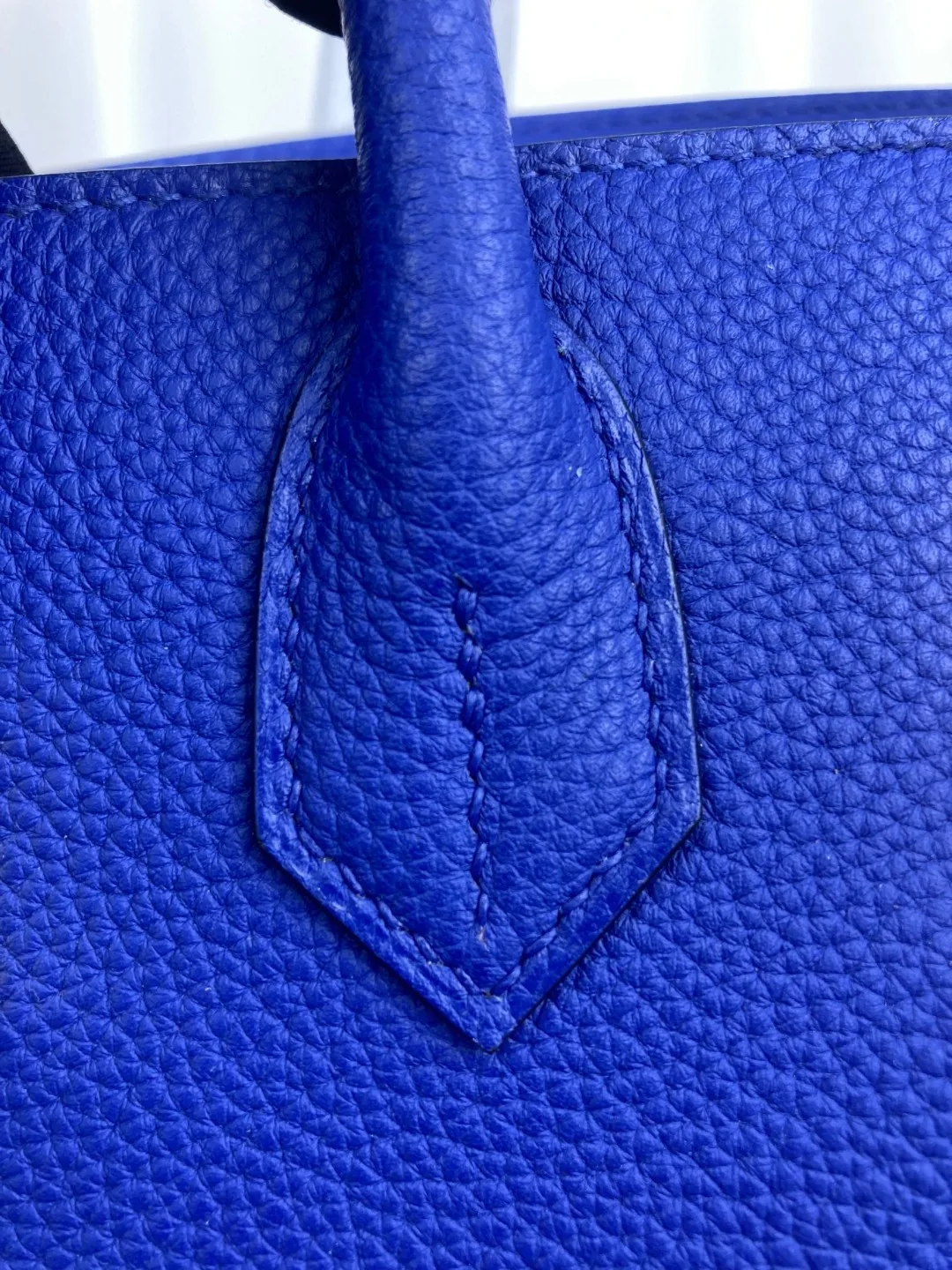 Hermes Birkin Top Handle Bag / Dark Blue Gold Hardware - Image 6
