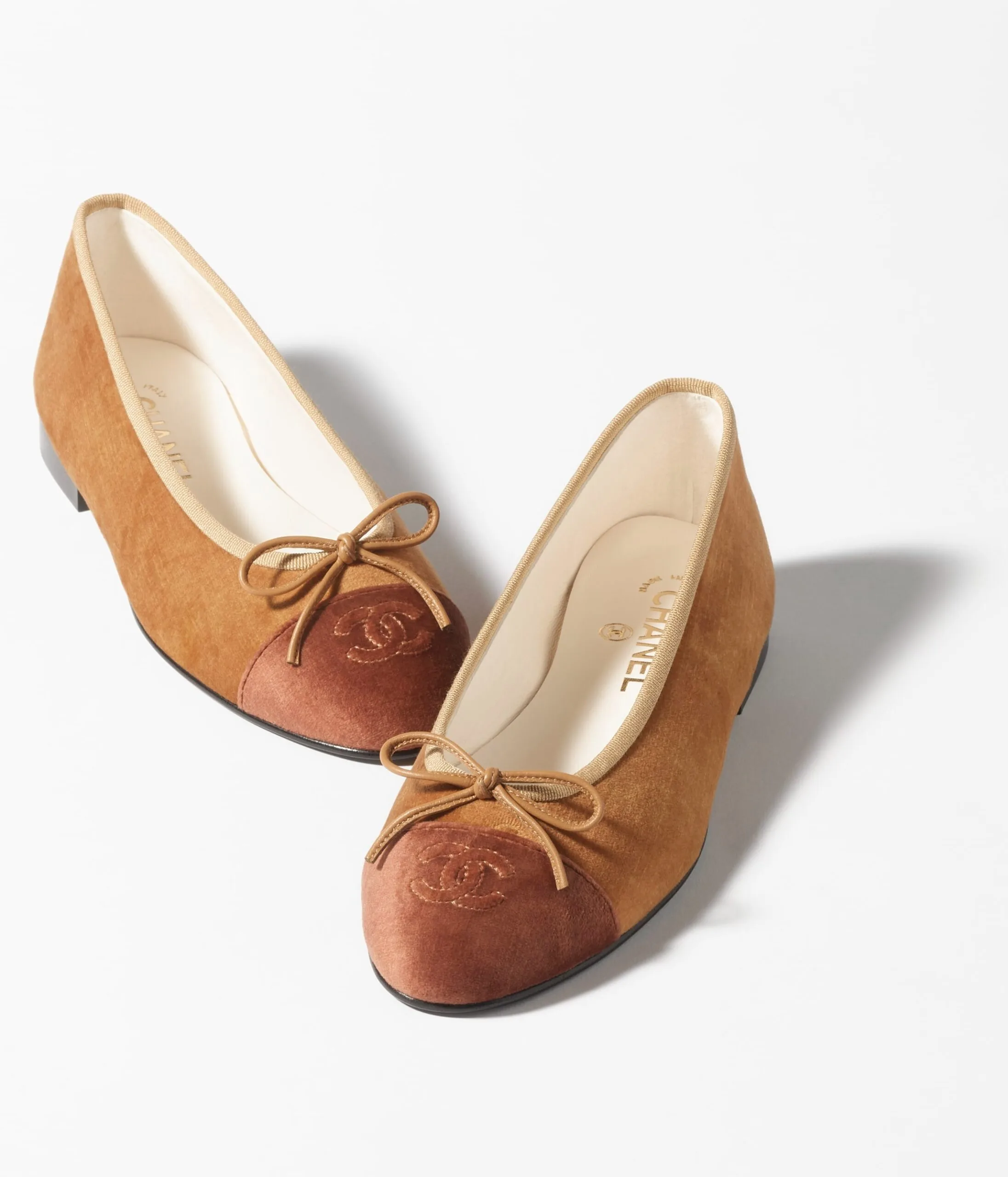 Alternative view of Chanel Ballet Flats Brown NZA09