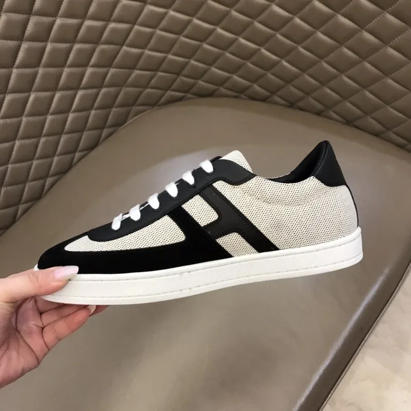 Hermes Boomerang Sneaker Beige/Black - Image 4