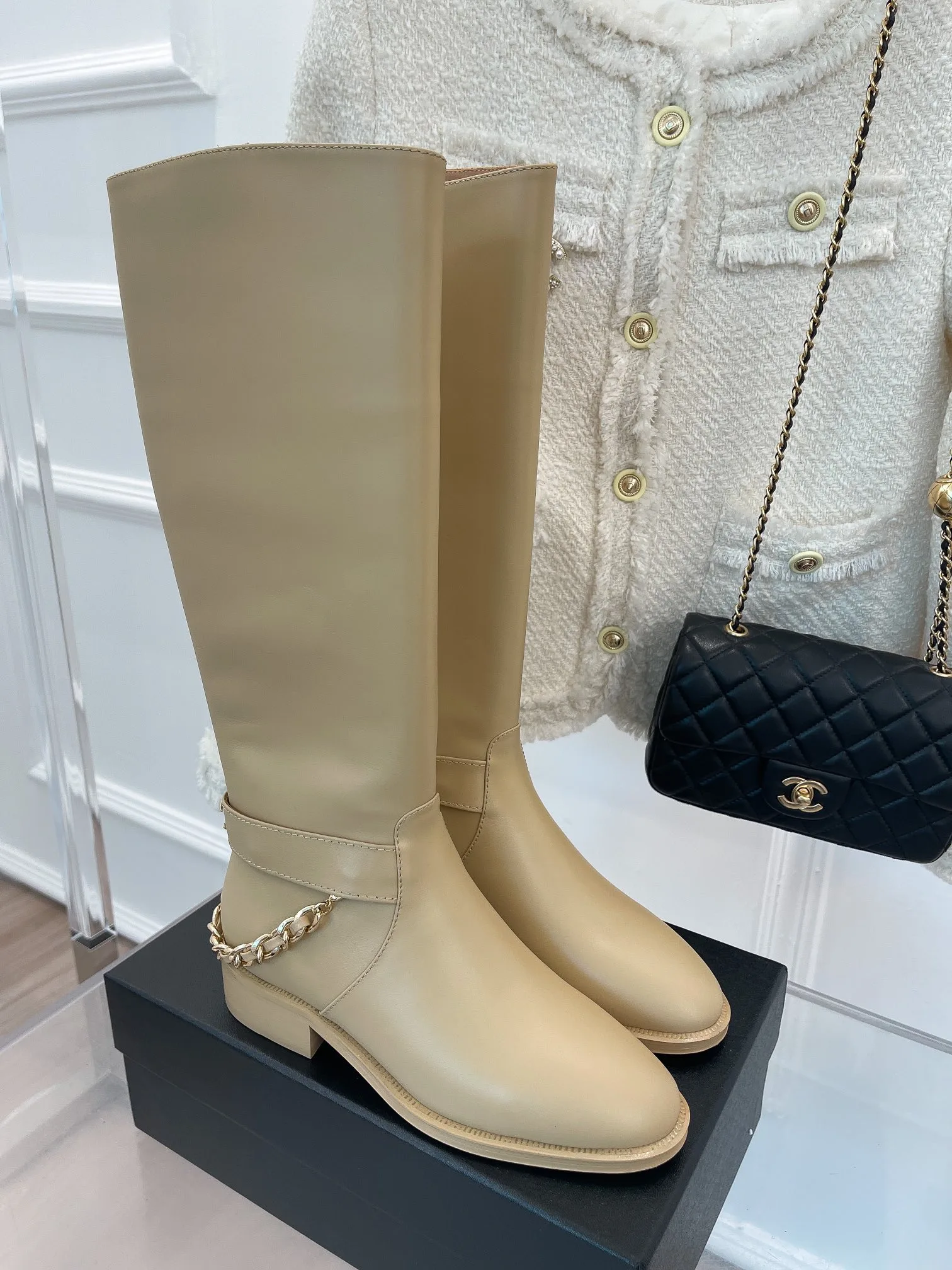 Chanel Ankle Boots With Chain Beige / - Image 7