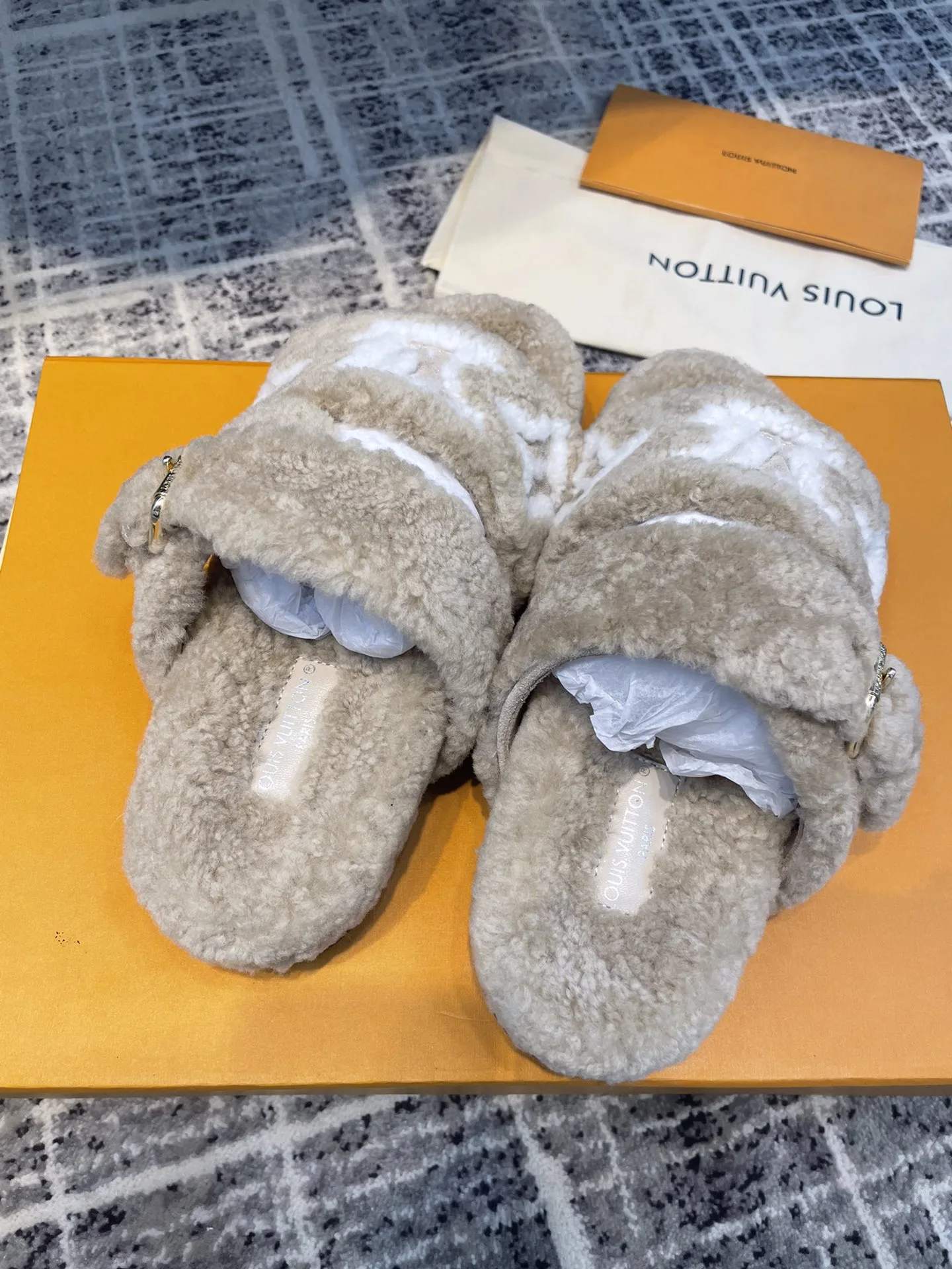 Louis Vuitton Women’s Paseo Flat Comfort Mule Grey - Image 9