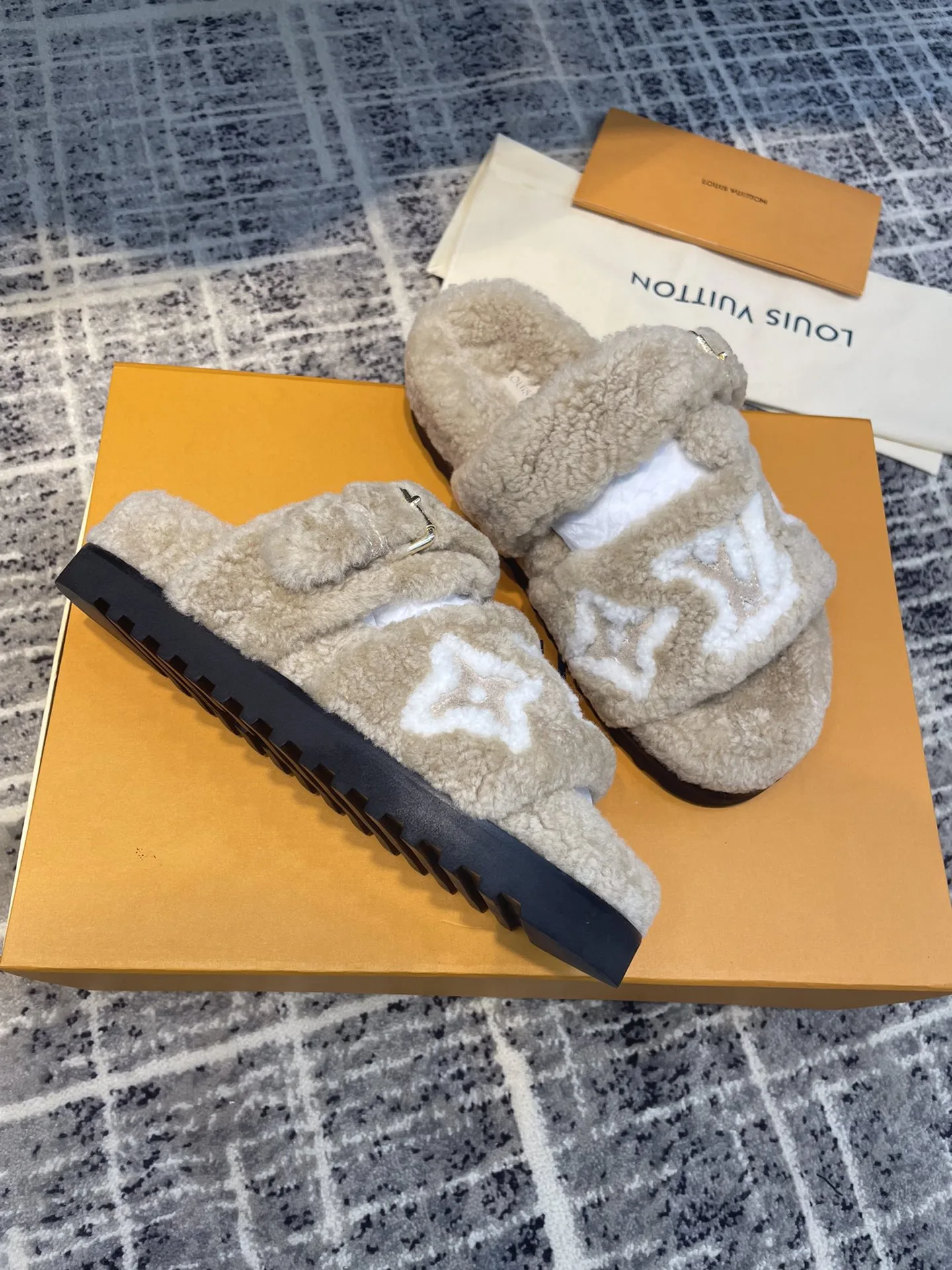 Louis Vuitton Women’s Paseo Flat Comfort Mule Grey - Image 8
