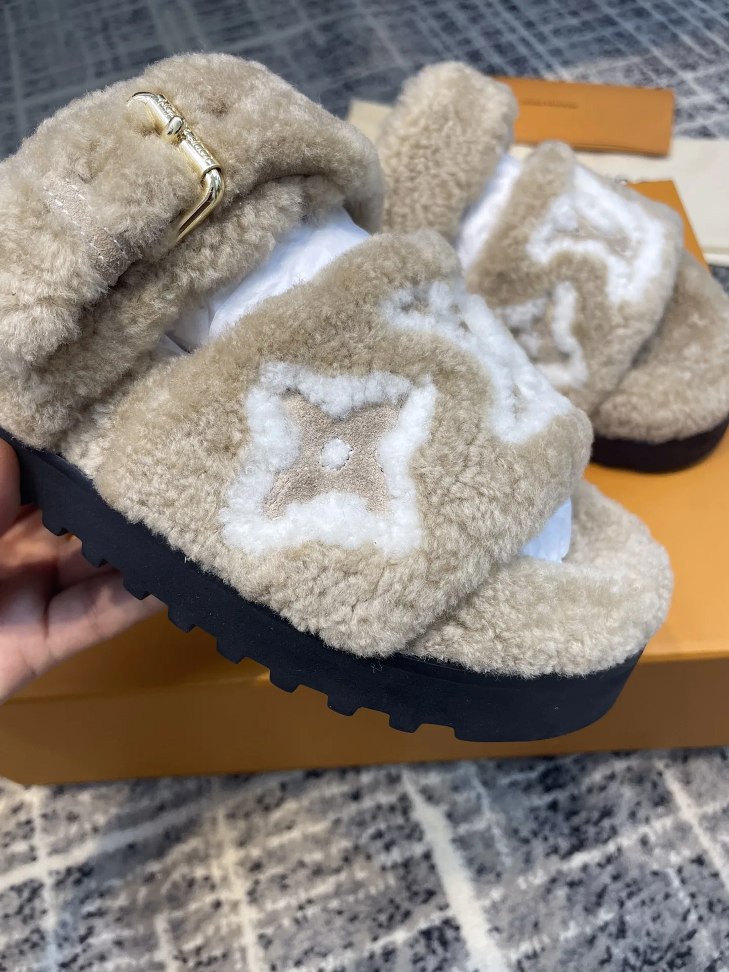 Louis Vuitton Women’s Paseo Flat Comfort Mule Grey - Image 3