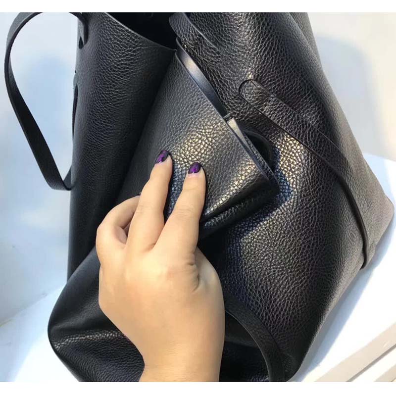 Balenciaga Everyday Tote M Calfskin with Handles-Black - image 10
