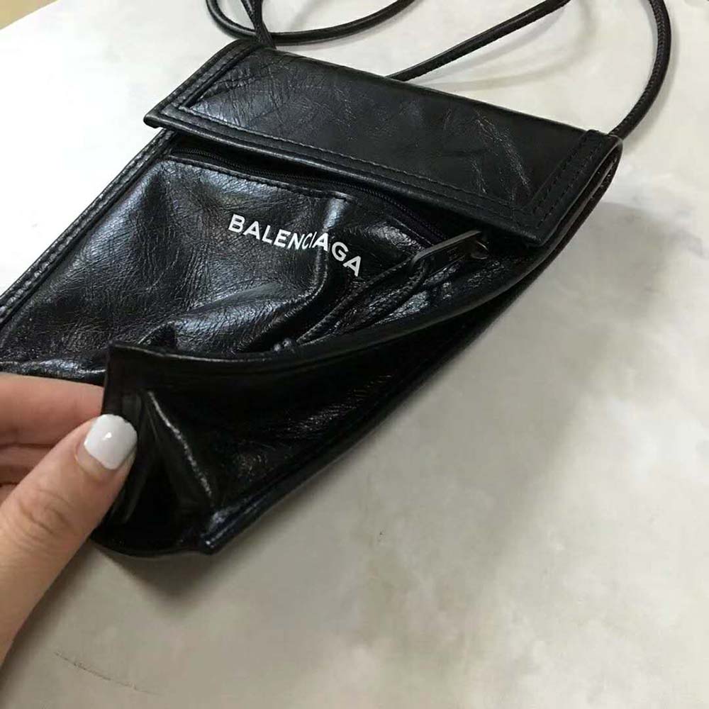 Balenciaga Men Explorer Pouch Strap in Leather-Black - image 7